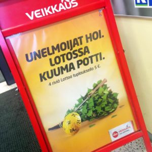 Saunakauha, paljas takamus ja kuvaviesti tuttavalle – mikä loistava yhdistelmä!