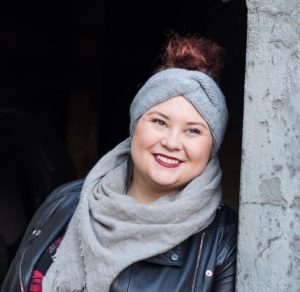 Haluan korvani lämpiminä ja nutturan kuohkeana